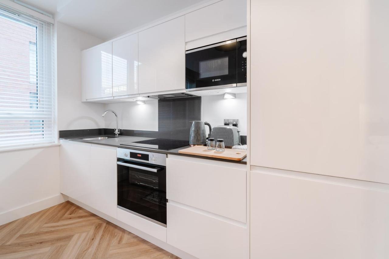 Royal House Stylish Apartments - Chester Dış mekan fotoğraf